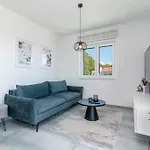 With Swimming Pool Okrug Gornji, Ciovo - 23649 Apartment *